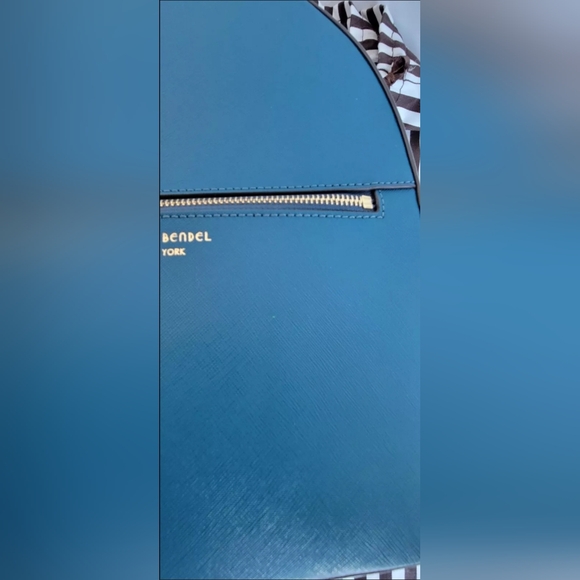 Henri Bendel New York Leather Backpack Blue Turquoise - Picture 15 of 16